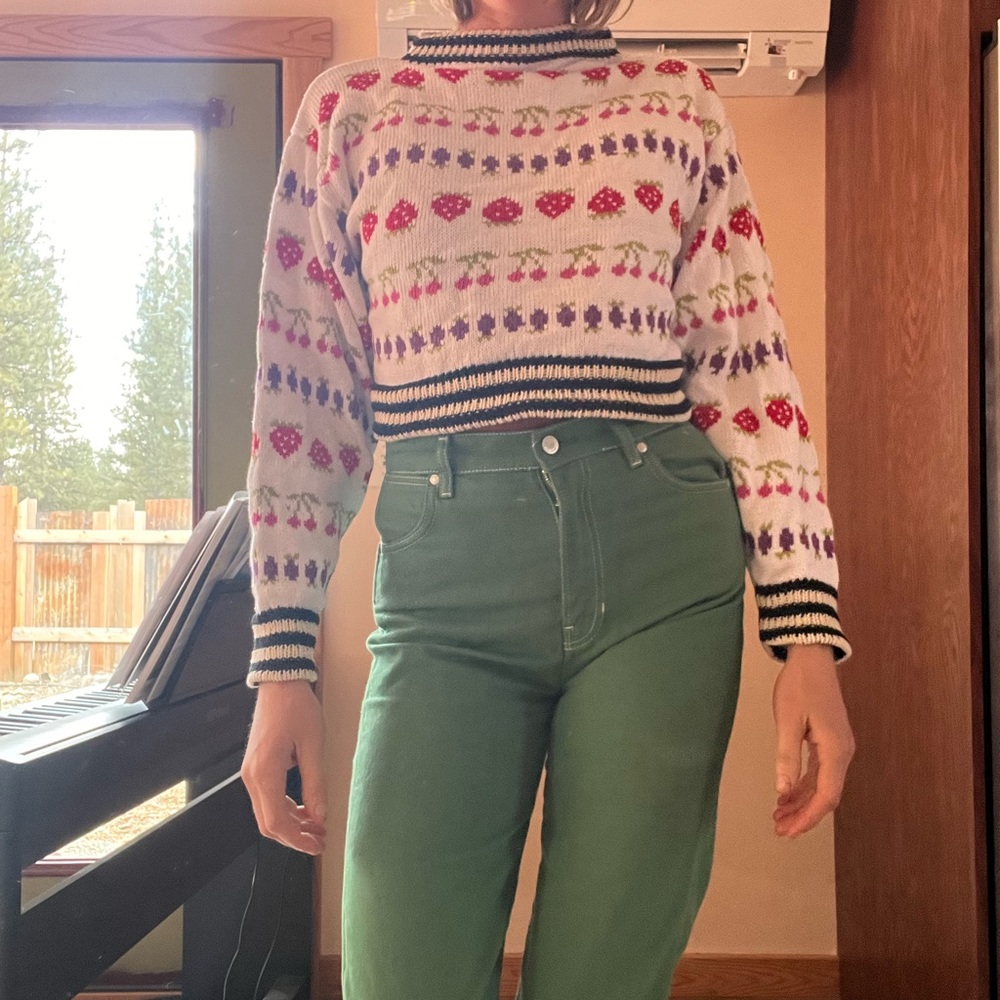 GMMRS cropped small sweater